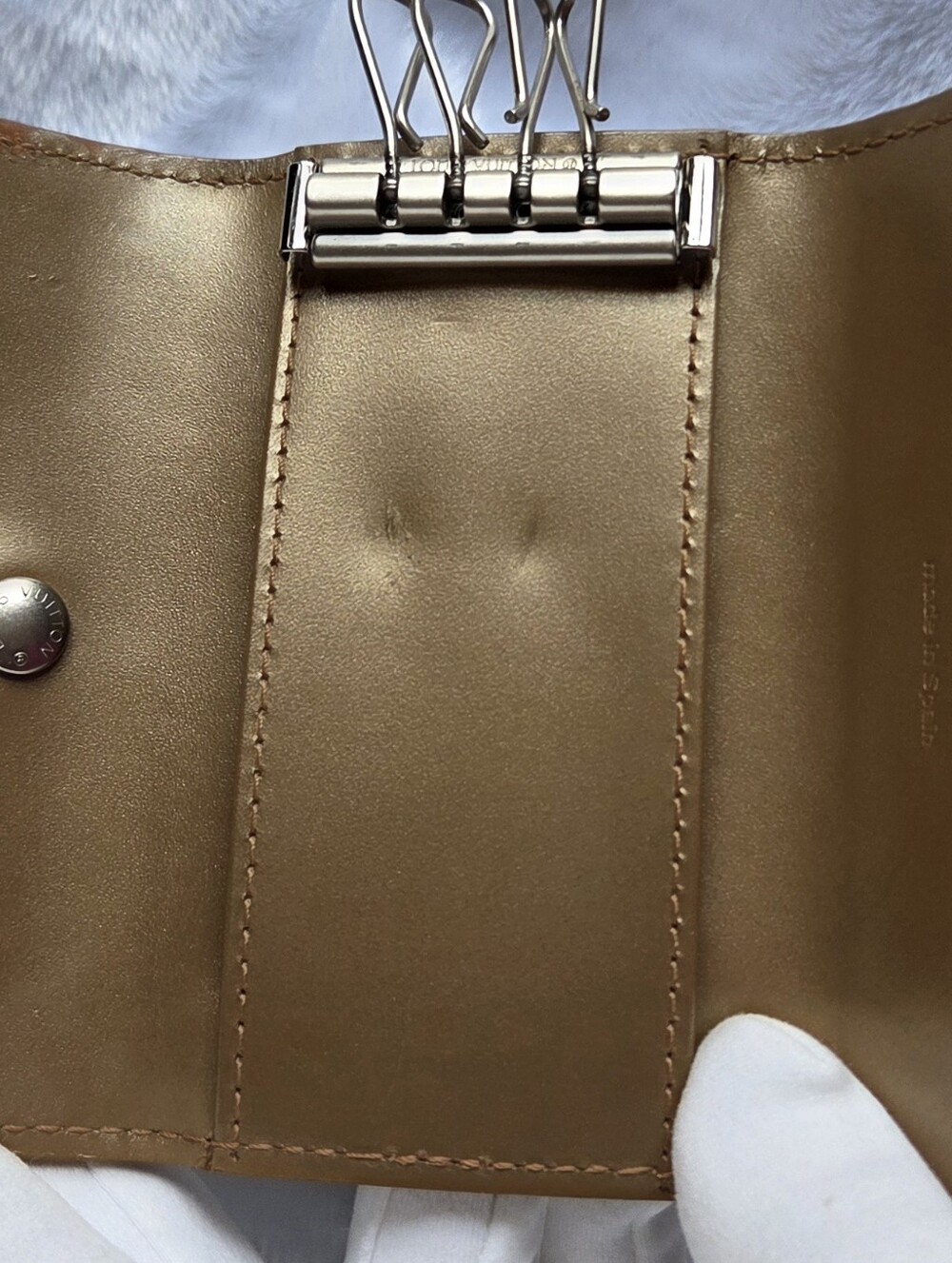 Louis Vuitton Vernis Key Holder - Picture 10 of 16